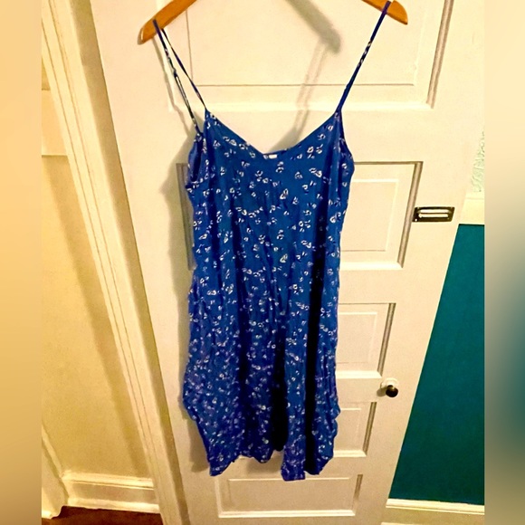 Gap mid length flowy dress with pockets - Picture 1 of 6